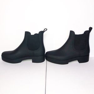Jeffrey Campbell Hydra Black Matte Chelsea Booties
